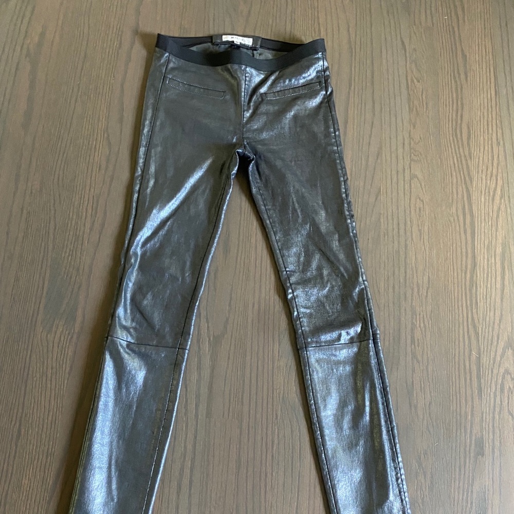 MILLY 100% lamb leather pats-Grey metallic size 2